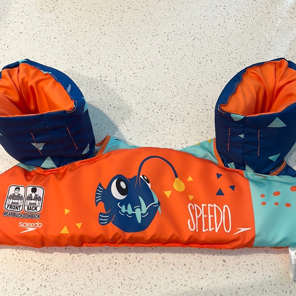 Speedo Lantern Fish Floatie - Like New